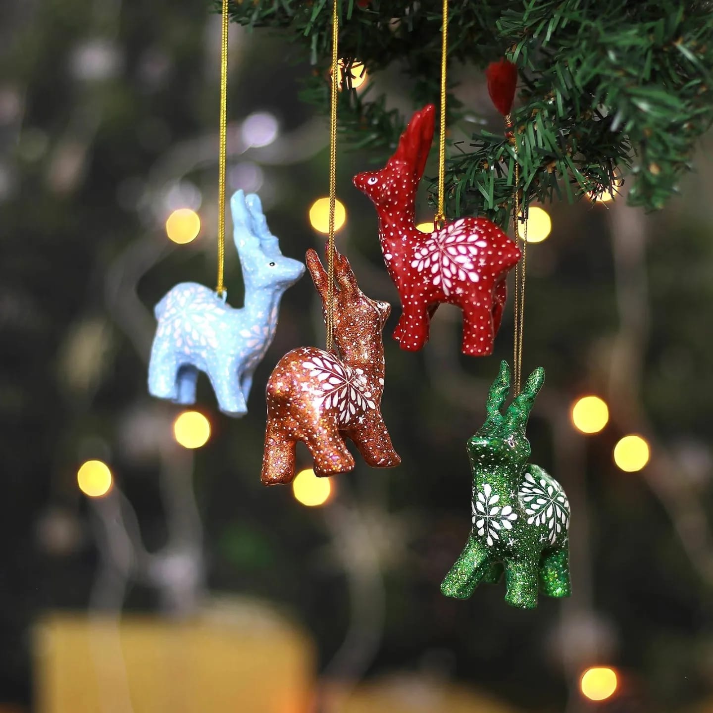  Set of 4 Hand painted Deer, Hand painted Paper mache deer, paper mache Ornaments, Handmade Christmas Baubles, Handmade Deer hangings 